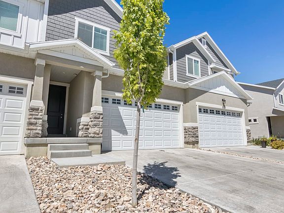 5th image of 154 W Silver Springs Dr