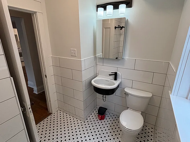 820 Pennsylvania Ave #1S — Photo 7