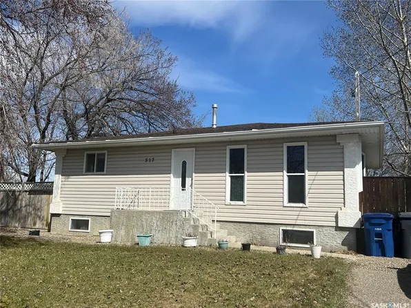 517 Lake STREET, Esterhazy, SK S0A 0X0