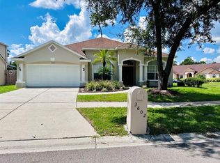 3602 Elk Ridge Ln, Valrico, FL 33596
