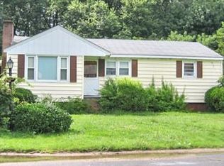 88 Charlton St, Fitchburg, MA 01420