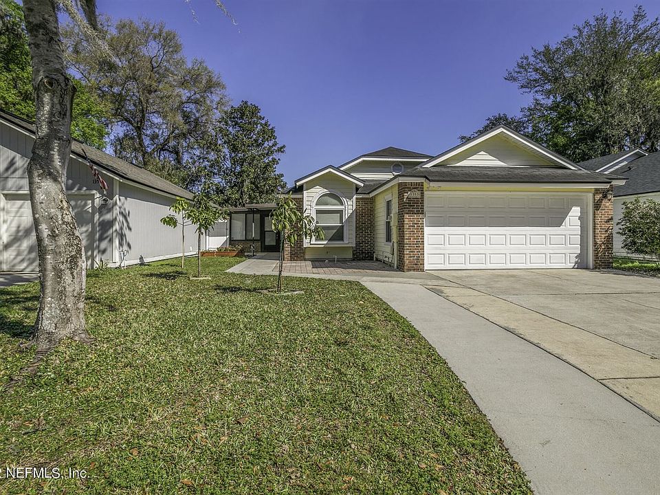 1st image of 1353 Cove Landing Dr