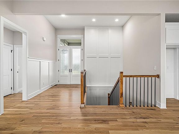 4th image of 24819 W 112th St