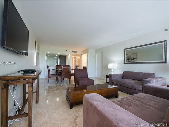 4th image of 1717 N Bayshore Dr APT 1155