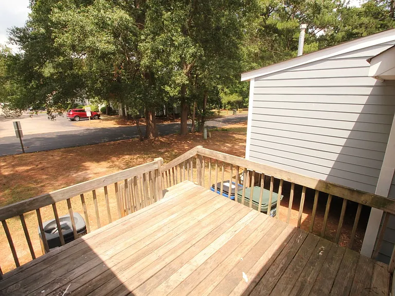 529 Bashford Rd — Photo 11
