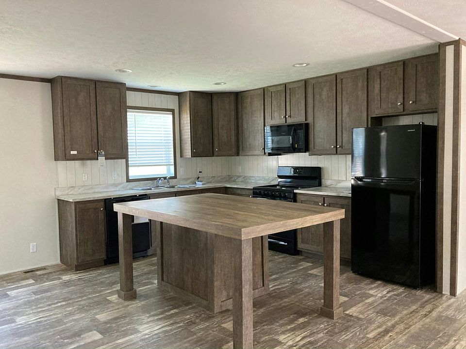 1st image of 2800 W Memorial Dr #165