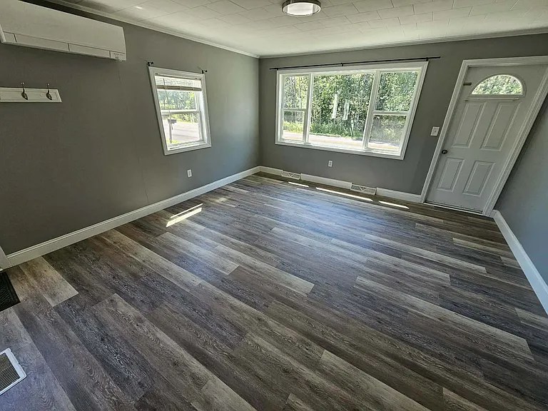 860 Forest Ave — Photo 12