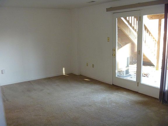 4th image of 7953 Parkland Pl