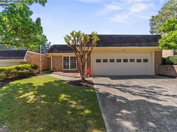 4413 Village Oaks Rdg, Dunwoody, GA 30338