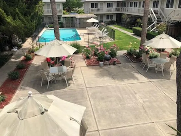 Alto Riviera Apt's, 340 Ventura Ave APT 3, Palo Alto, CA 94306