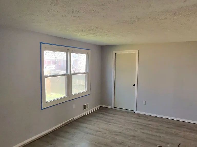 802 Maple St — Photo 3