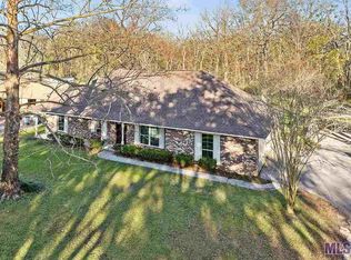 10490 Buxton Rd, Saint Amant, LA 70774