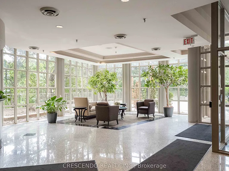 50 Eglinton Ave W #1006 — Photo 22