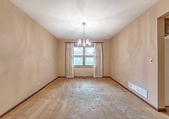 5th image of 2908 Hickory Ct
