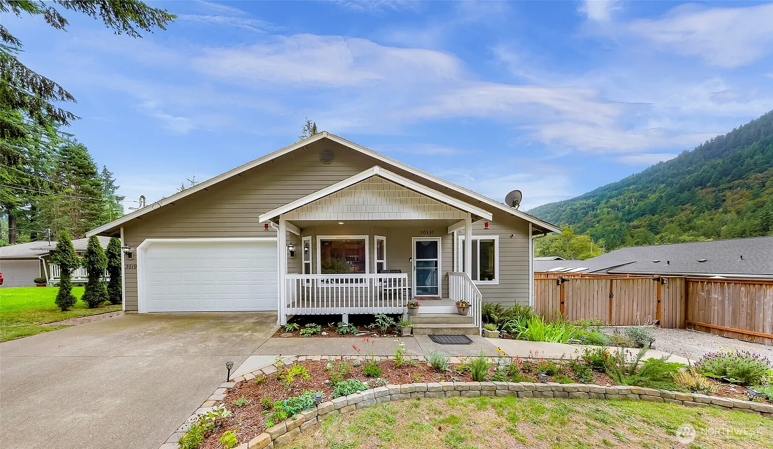 3019 Ridgeview Drive photo 1