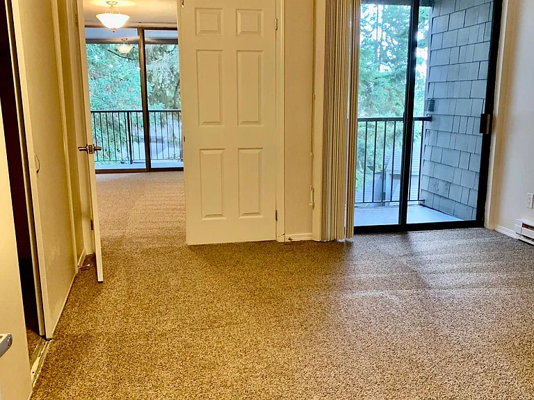 6355 137th Ave NE #302 — Photo 4