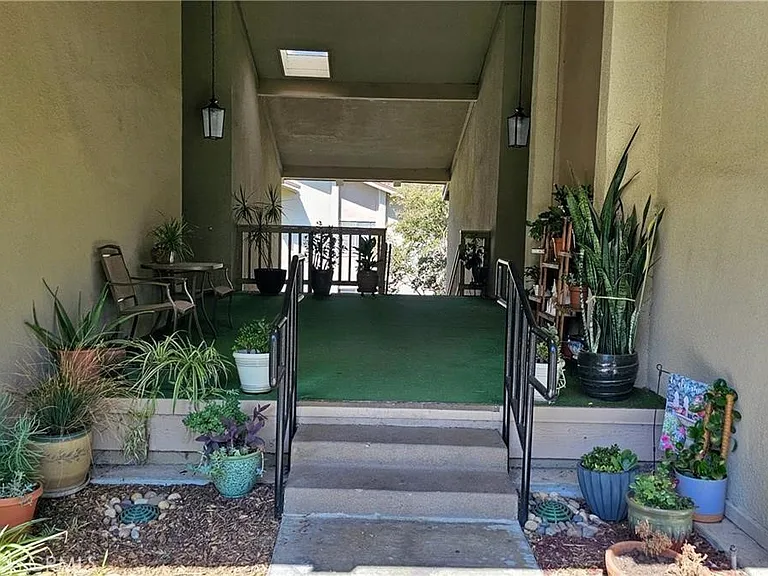 13640 La Jolla Cir — Photo 9
