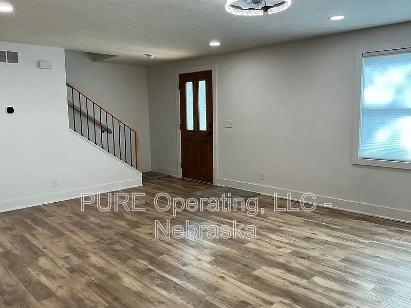 4 bed, 3.5 bath, 1368 sqft, $1,950 — Photo 3