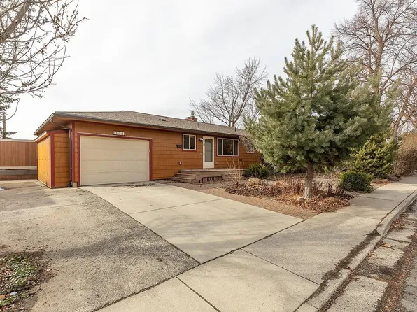 1315 NW Douglas Dr, Pullman, WA 99163