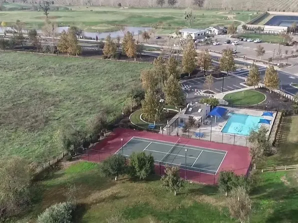33324 Merganser Ct, Woodland, CA 95695