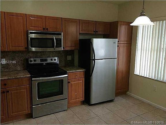 3rd image of 2541 SW 82nd Ave #103