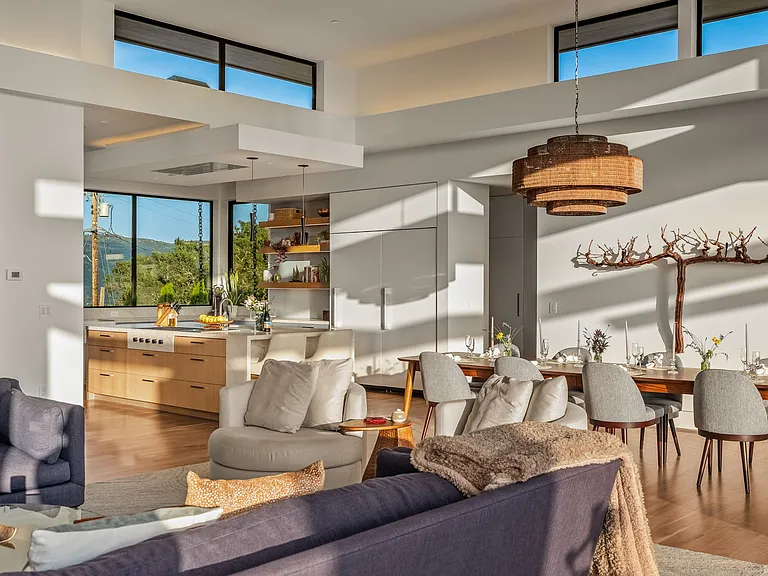 663 Montecito Blvd — Photo 17