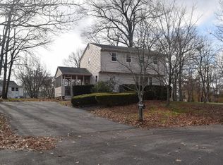 28 Hickey Cir, Stoughton, MA 02072