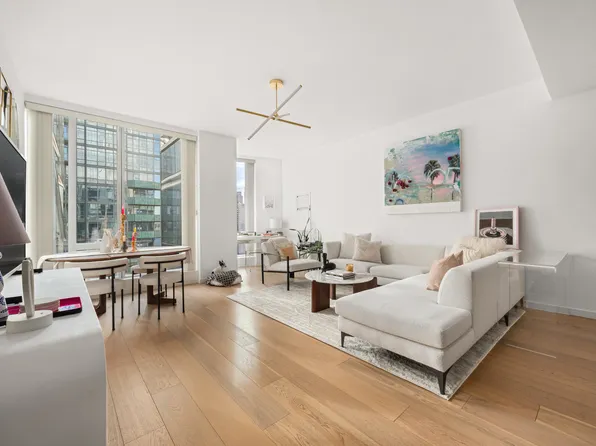 1 West End Avenue 24D image 1 of 18