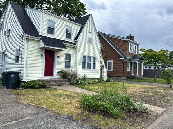 652 Main Ave, Warwick, RI 02886