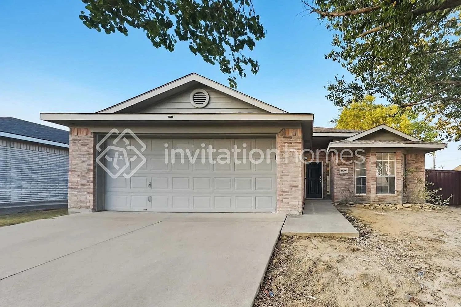 10200 Cypress Hills Dr Fort Worth, TX 76108 — Photo 1