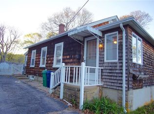 39 Plymouth St, East Greenwich, RI 02818
