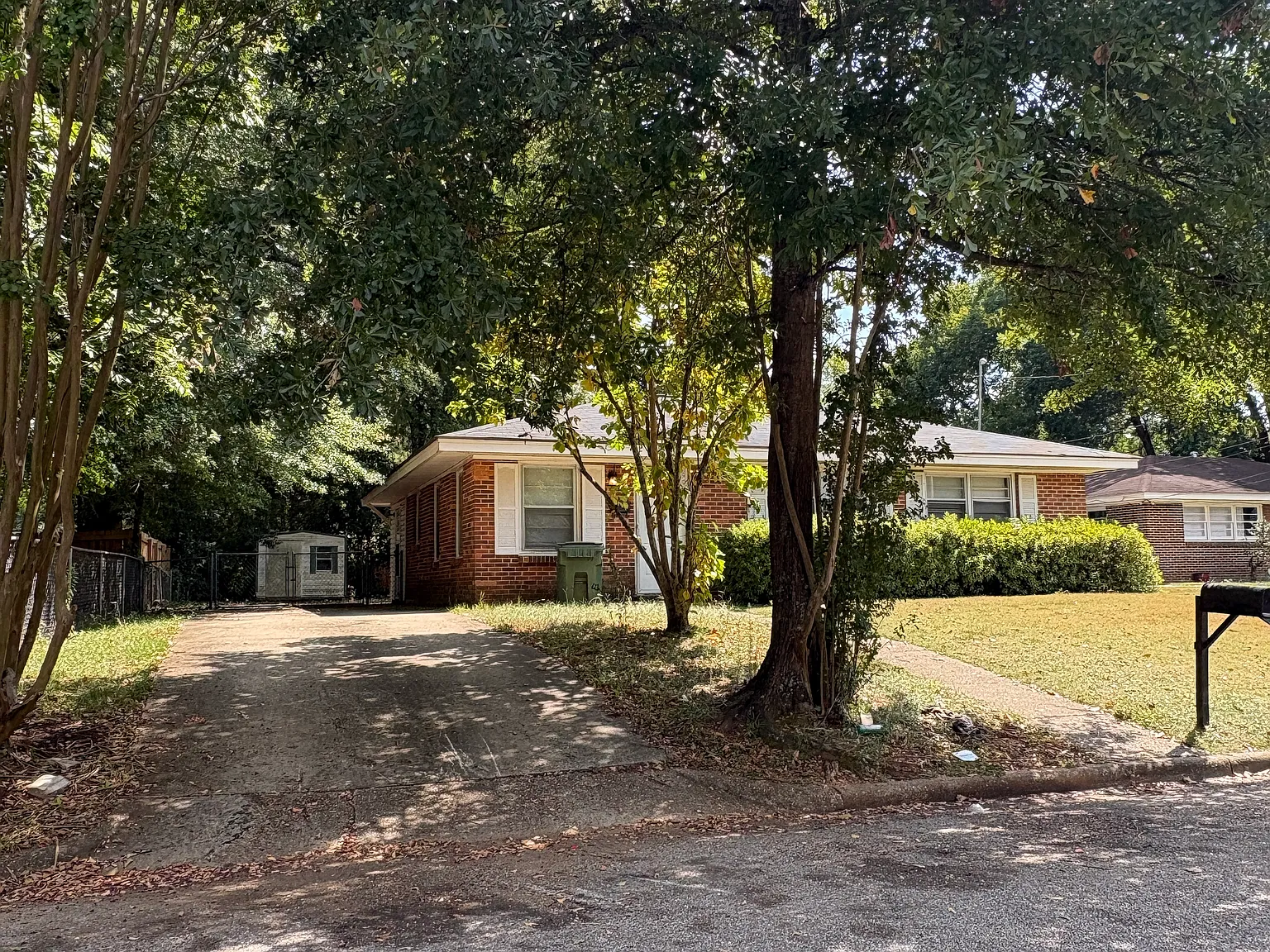 1814 Texas Court — Photo 2
