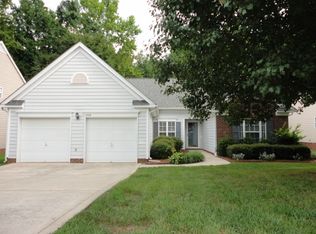 10616 Old Bridge Ln, Charlotte, NC 28269