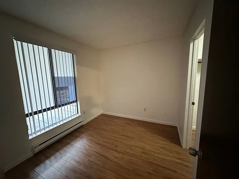 3 Admiral Dr #268 — Photo 6