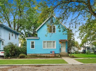 511 Standish St, Elgin, IL 60123