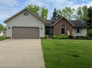 8300 Strausser St NW, Massillon, OH 44646