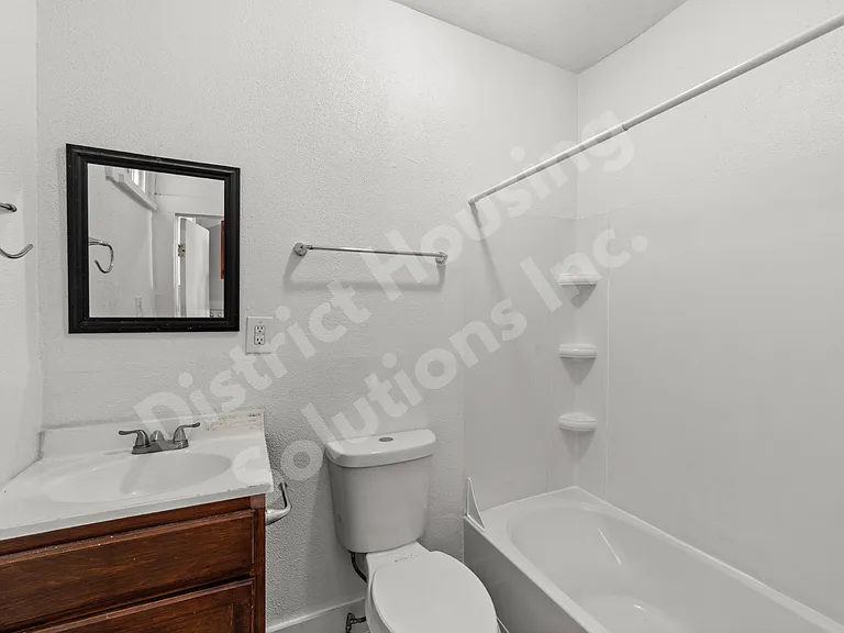 8302 Sowinski Ave — Photo 4