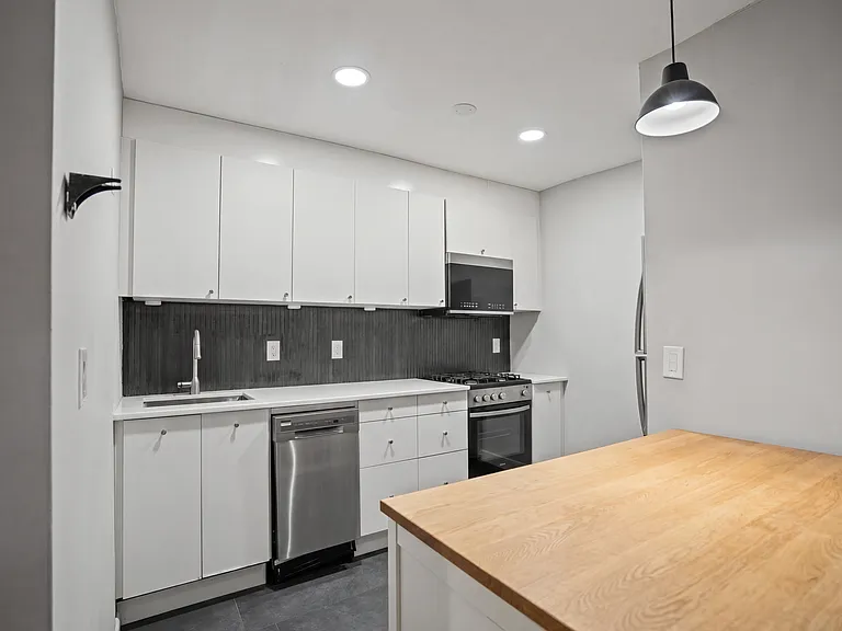 204 Woodcliff Ave #4CUNIT-4C — Photo 5