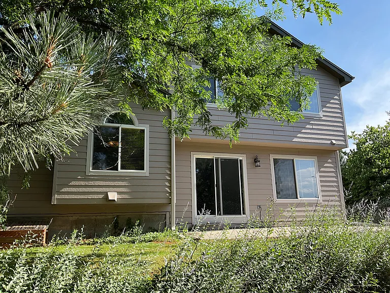 2102 Sweetwater Creek Dr — Photo 4