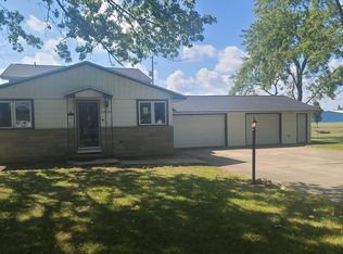 22930 Park Ln, Woodburn, IN 46797