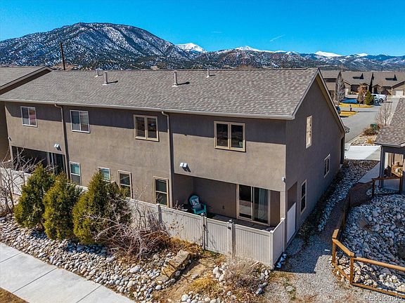 4th image of 10433 Mesa View Court