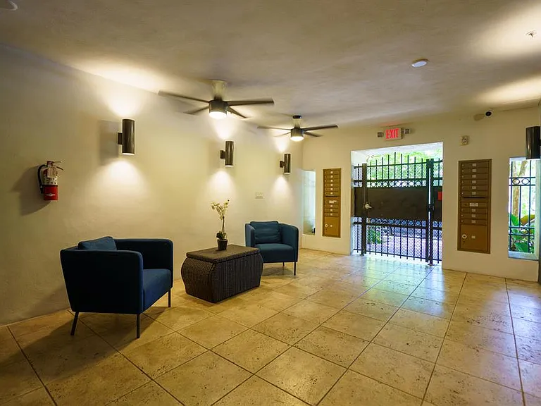 300 Majorca Ave #202 — Photo 9
