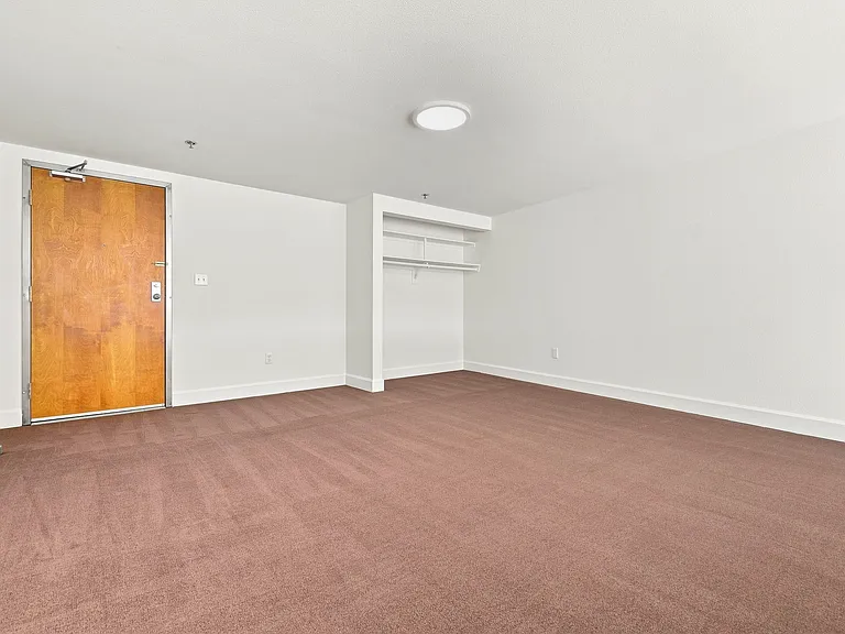18 Bernice St #101 — Photo 12