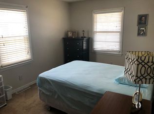 5936 Cherry St, Kansas City, MO 64110