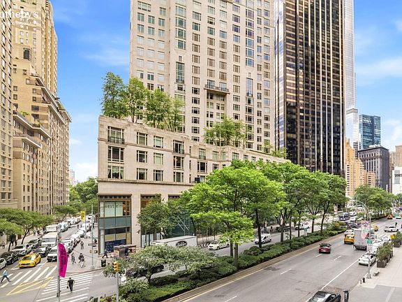 3rd image of 62 W 62nd St APT 4D