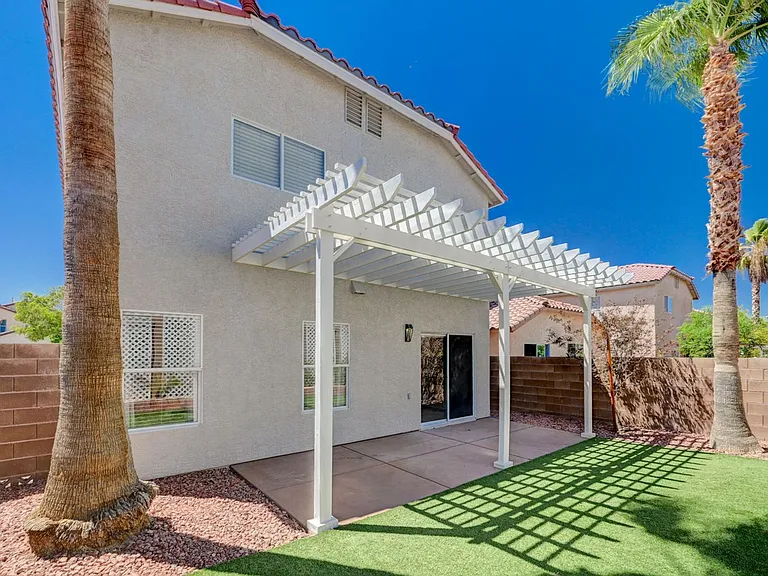 11092 Verismo St — Photo 42