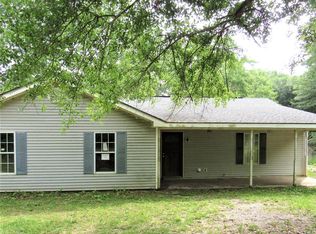 36 Hillcrest Dr, Carriere, MS 39426