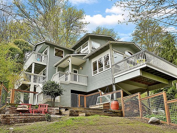 3rd image of 3671 Whales Tail Ln