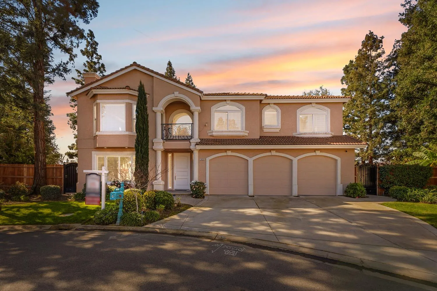 2625 E Sean Ave photo 1