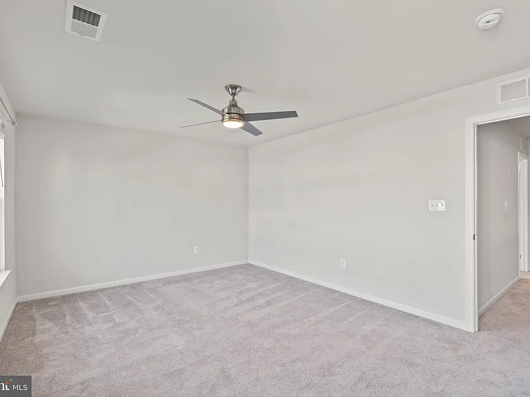 311 Sunrise Ct — Photo 32